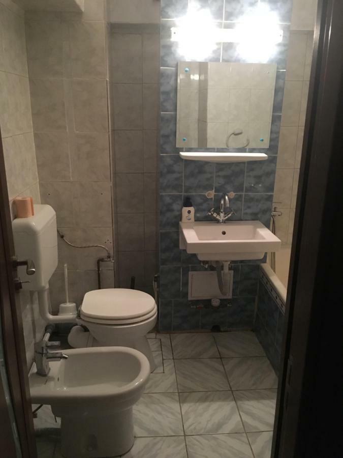 Apartament Antonia Apartment Tîrgu Ocna Екстериор снимка