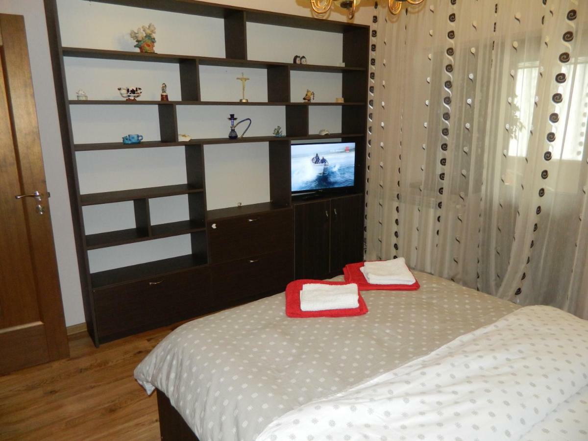 Apartament Antonia Apartment Tîrgu Ocna Екстериор снимка