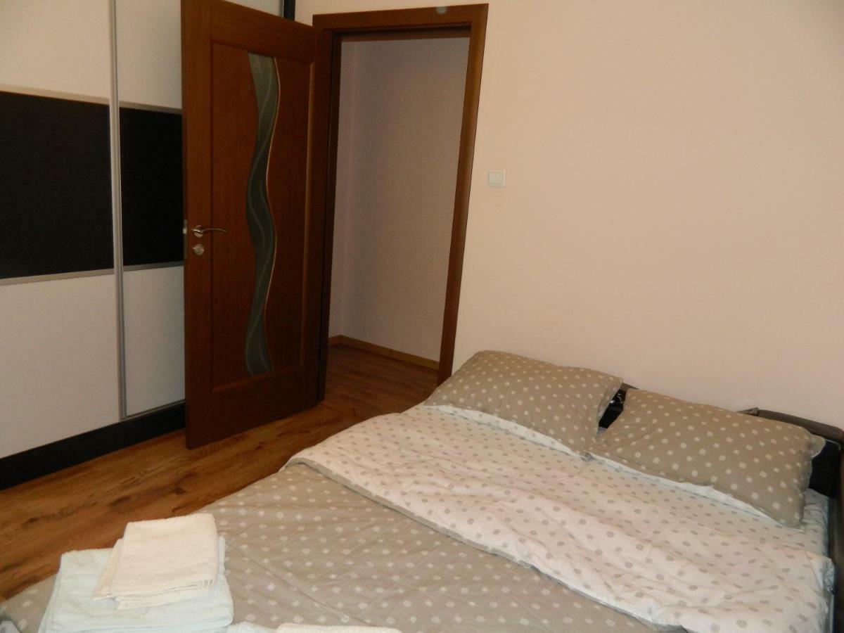 Apartament Antonia Apartment Tîrgu Ocna Екстериор снимка
